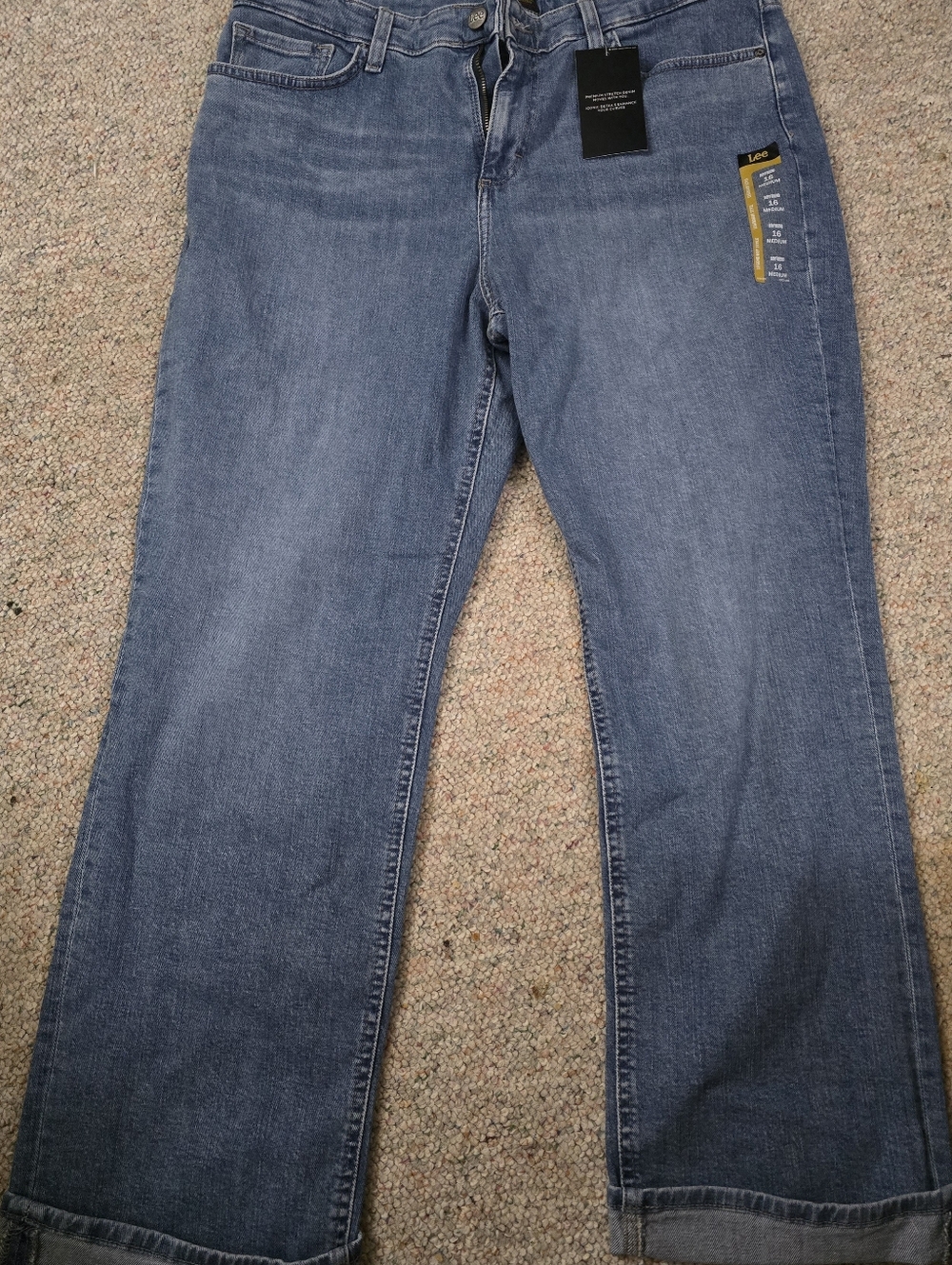 Lee Straight Leg Women's Jeans in Medium Blue Wash
